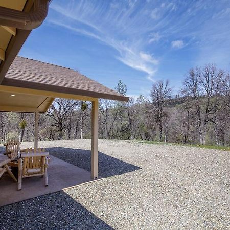 Cozy Cub Cabin, Brand New Home Near Yosemite マリポサ エクステリア 写真